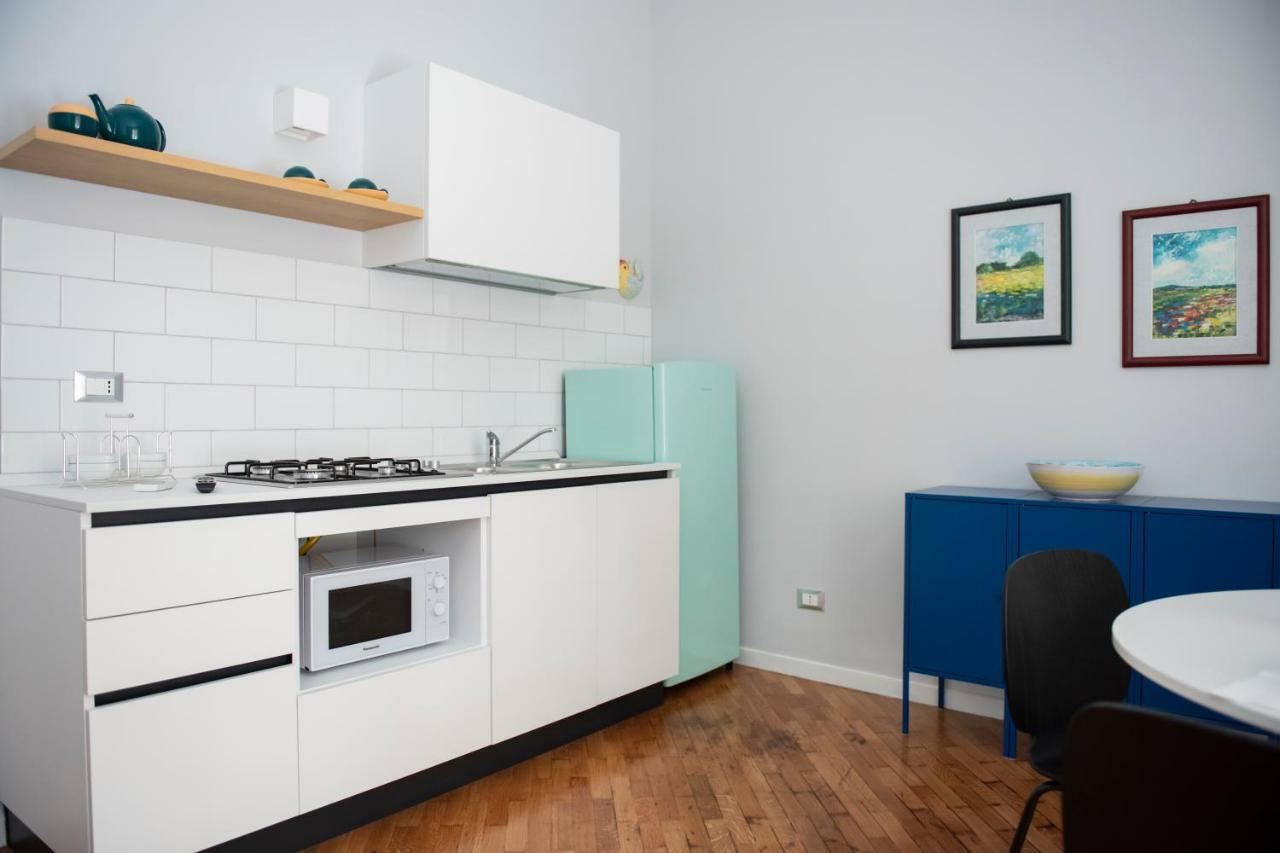 Laurus Apartment *
